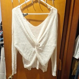 Moon & Madison Sweater Size Large